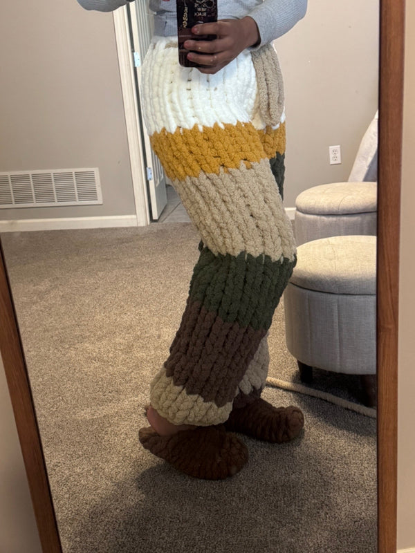Chunky knit pants