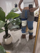 Chunky knit pants