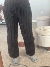 Chunky knit pants