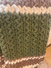 Chunky knit blankets