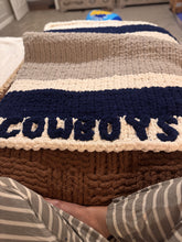 Chunky knit blankets